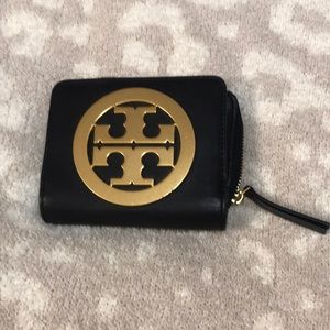 Tory Burch mini wallet